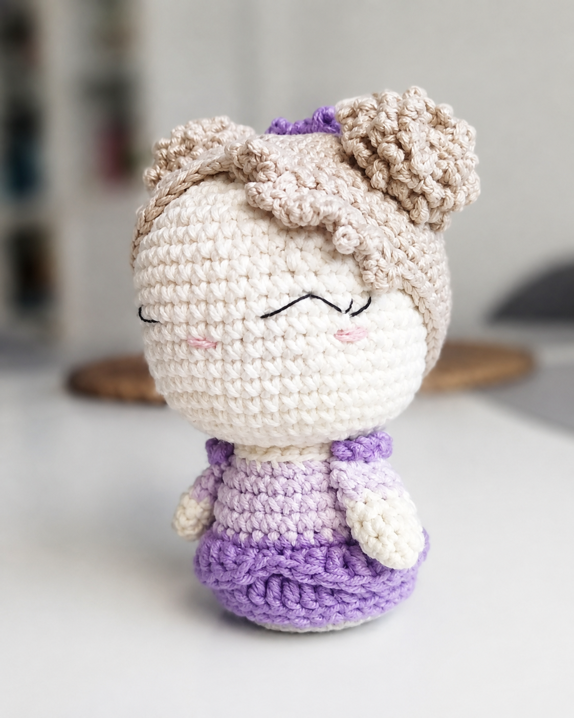 szydełkowa figurka księżniczki  — zdjęcie 2